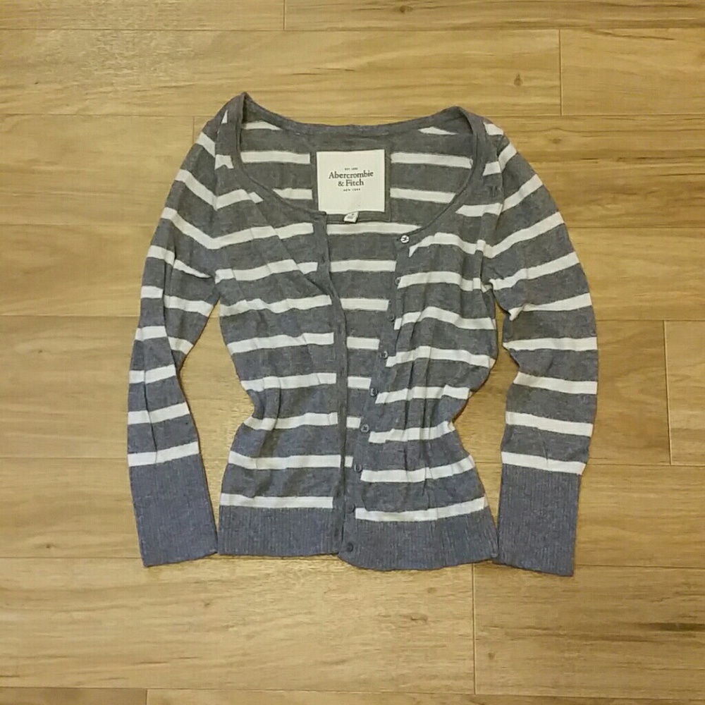 ABERCROMBIE CARDIGAN